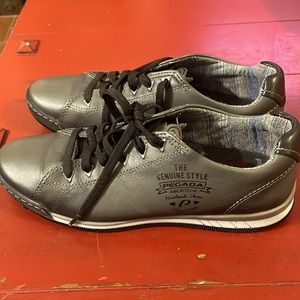 Pegada Mens leather casual shoes Mens 5.5, Brazil 37, EUR 39